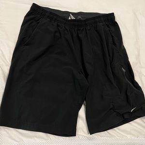 Men’s Nike dri fit shorts.